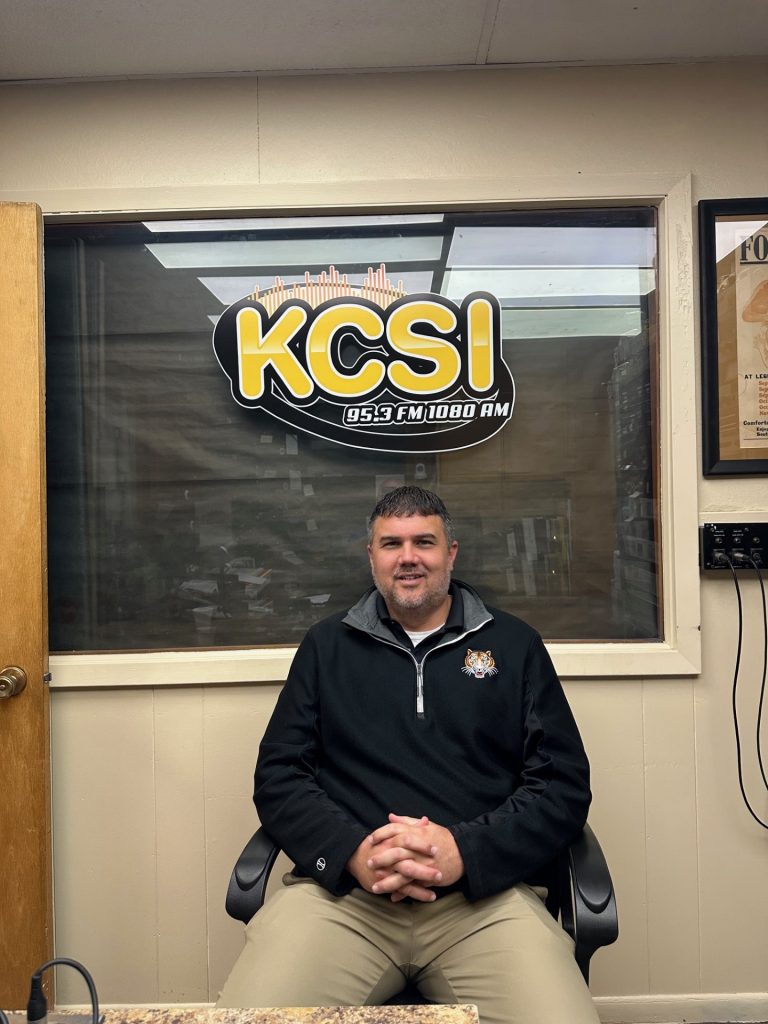 Red Oak Jr/Sr High Principal Nate Perrien discussed Hawkeye 10 academic honors, upcoming ISASP testing, FAFSA reminders for seniors, and the start of spring sports