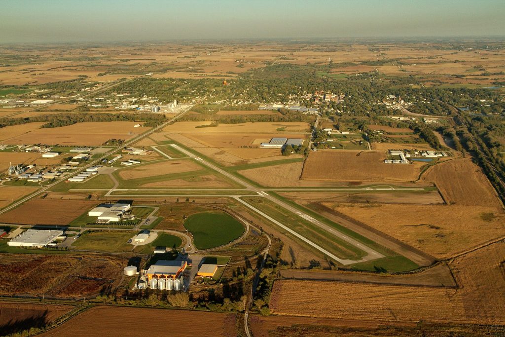 Red Oak City Council Approves Airport Hangar Project