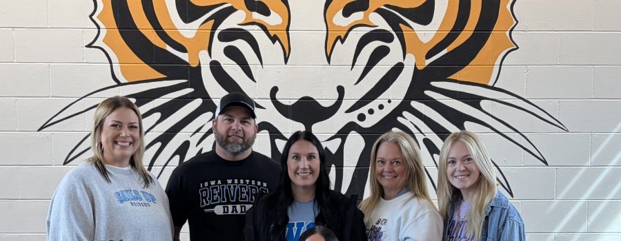 Jayda Biggerstaff has signed with Iowa Western Community College and will continue her dance career