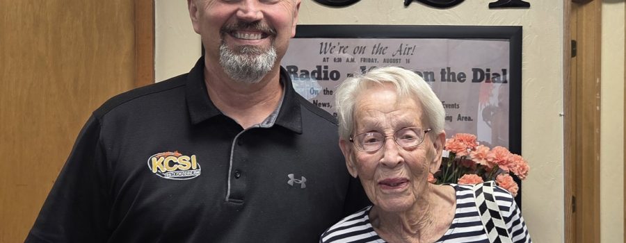 Red Oak’s Bonnie Mason turns 100 — and she is still keeping score at volleyball