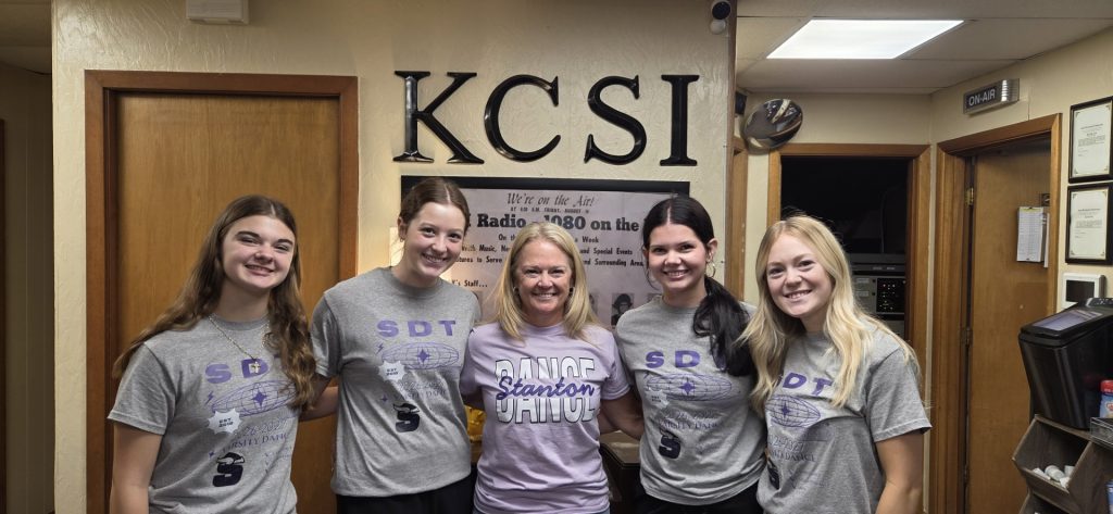 Stanton–Red Oak Dance Team Adds Competitions and Asks the Community to Help Get Them There